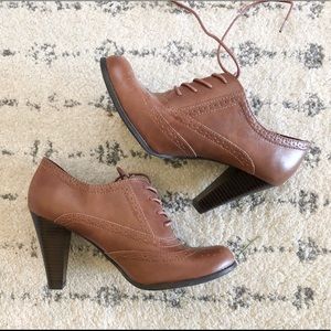 Ankle boots
